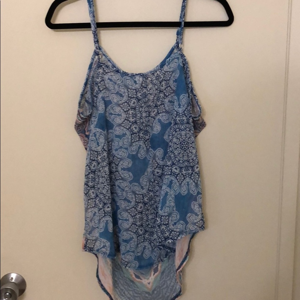 Woman’s Paisley Summer Top - Picture 2 of 2